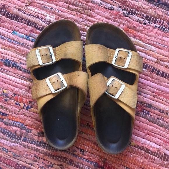 Birkenstock Shoes - Mustard Arizona Birkenstock’s Birkenstock Shoes - Mustard Arizona Birkenstock’s